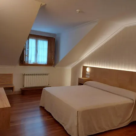 - Restaurante Casa Rosita 2* 캄바도스