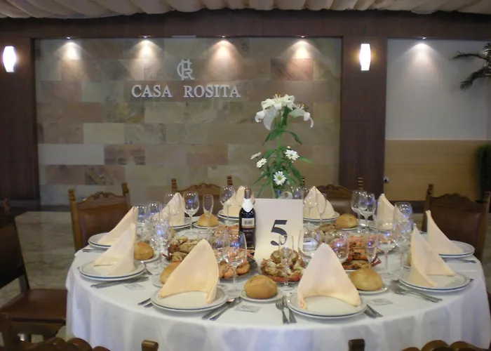 - Restaurante Casa Rosita